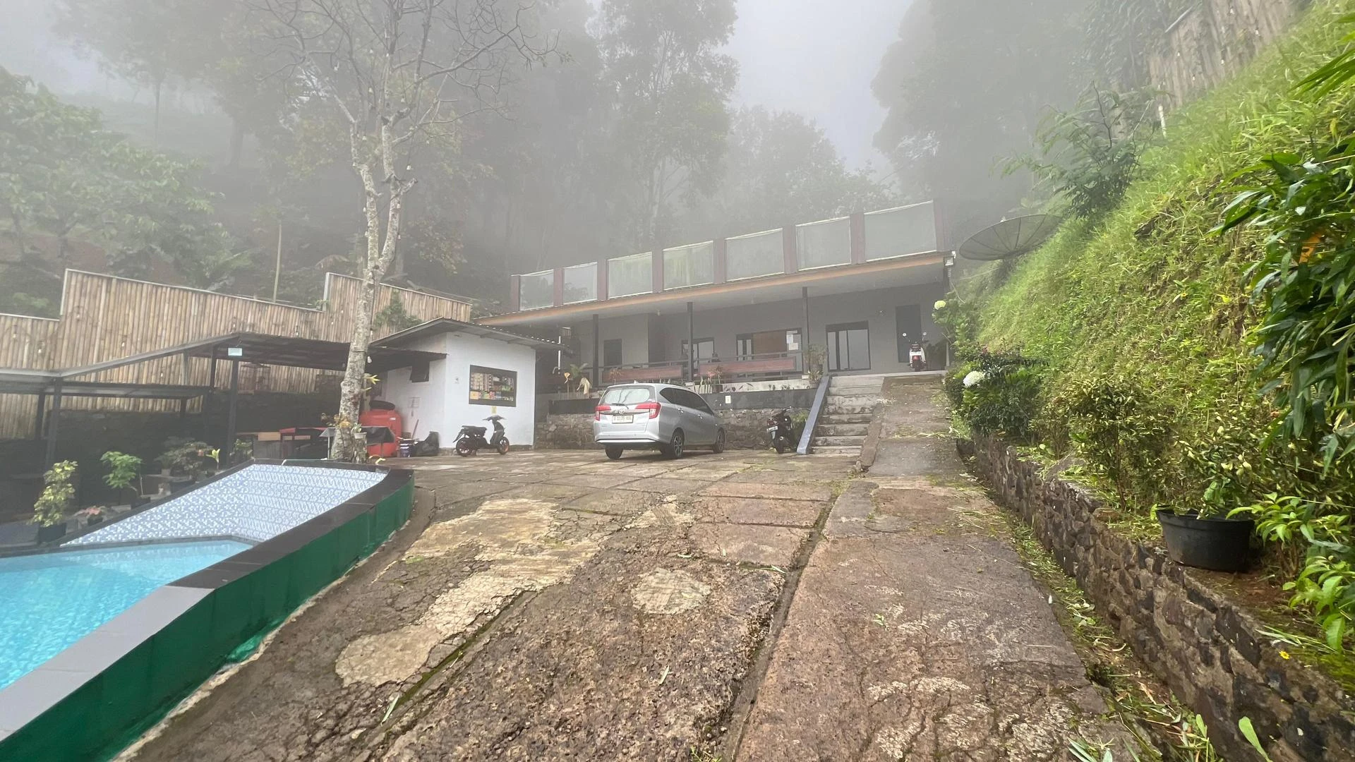 Villa Everest ( BEBAS BERISIK ) - Foto 11